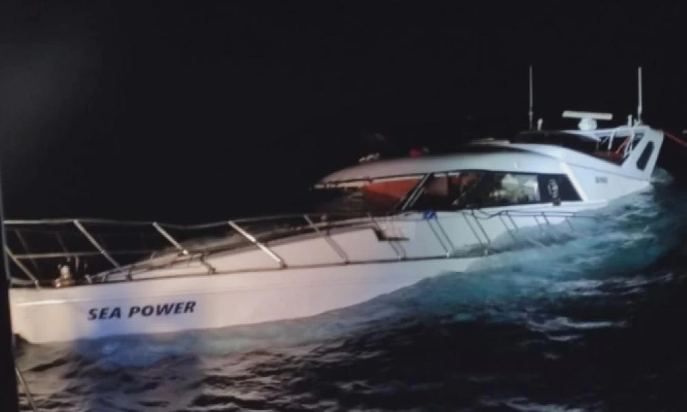 Eπεισόδιο στη Χάλκη: Ντοκουμέντα από τις προσπάθειες διάσωσης των μεταναστών